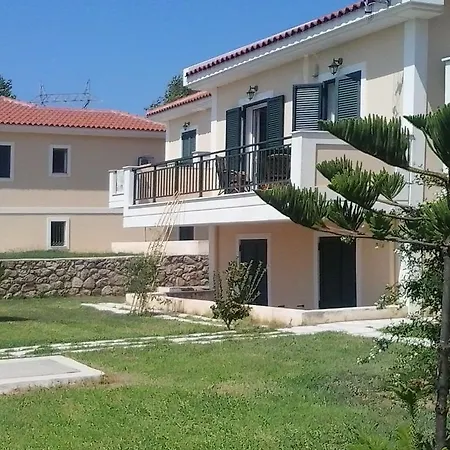 Captain's Villas Apartment