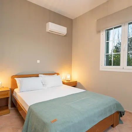 Captain's Villas Apartment Katelios