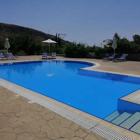 Captain's Villas Apartment *